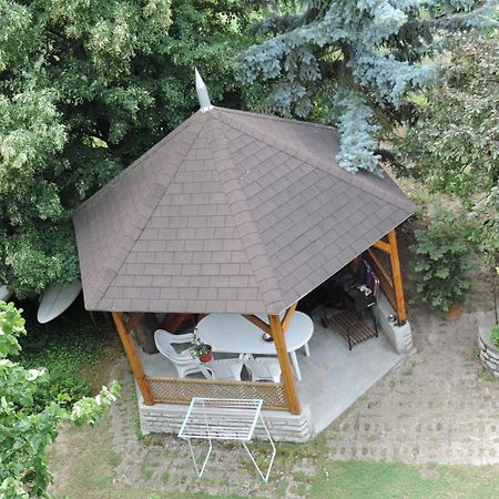 Fuevesi Vendeghaz Hotel Balatonfüred Buitenkant foto