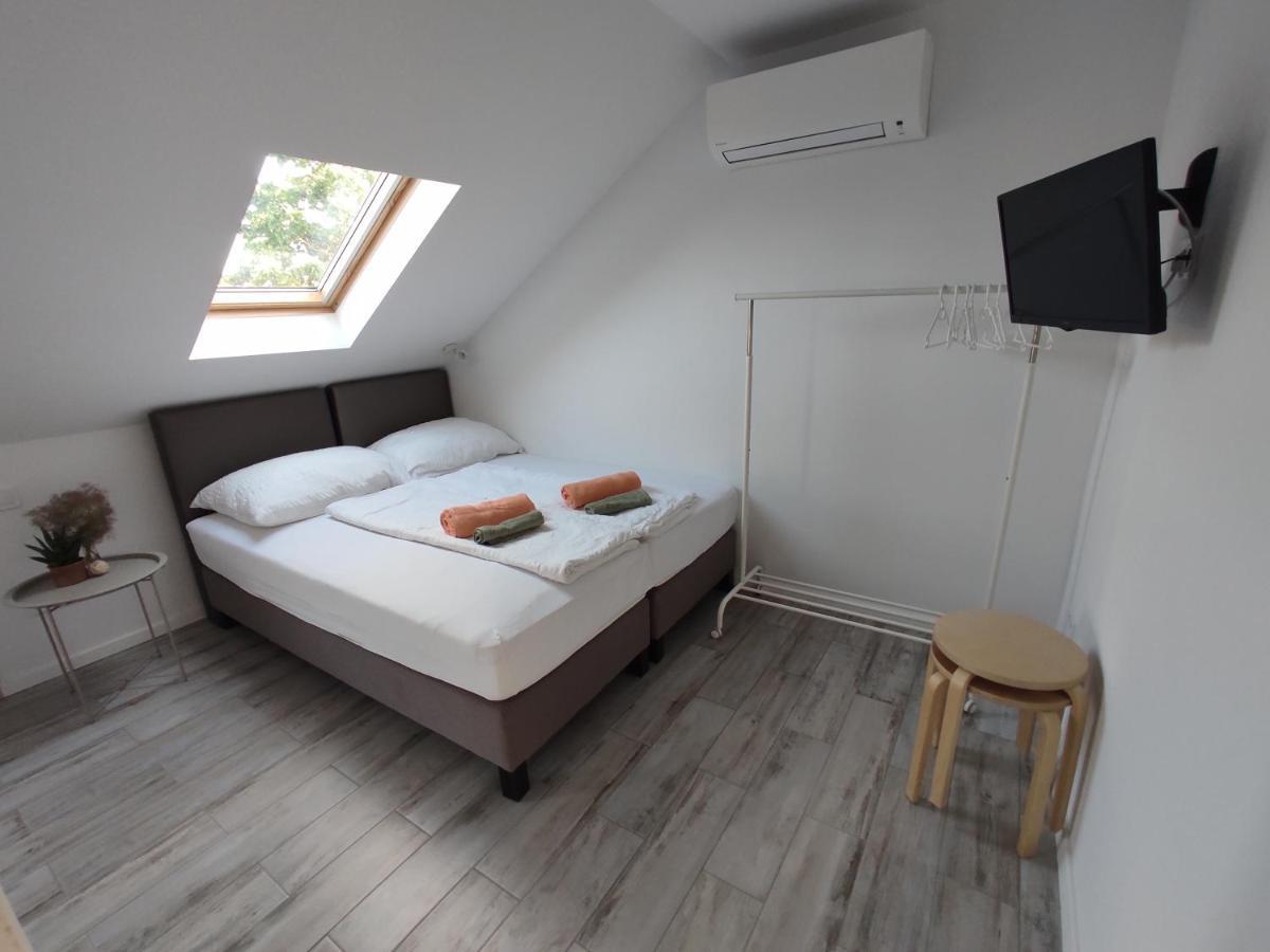 Fuevesi Vendeghaz Hotel Balatonfüred Buitenkant foto