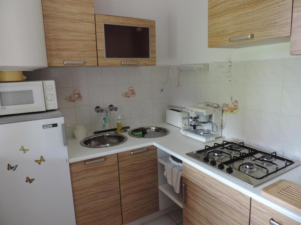Fuevesi Vendeghaz Hotel Balatonfüred Buitenkant foto
