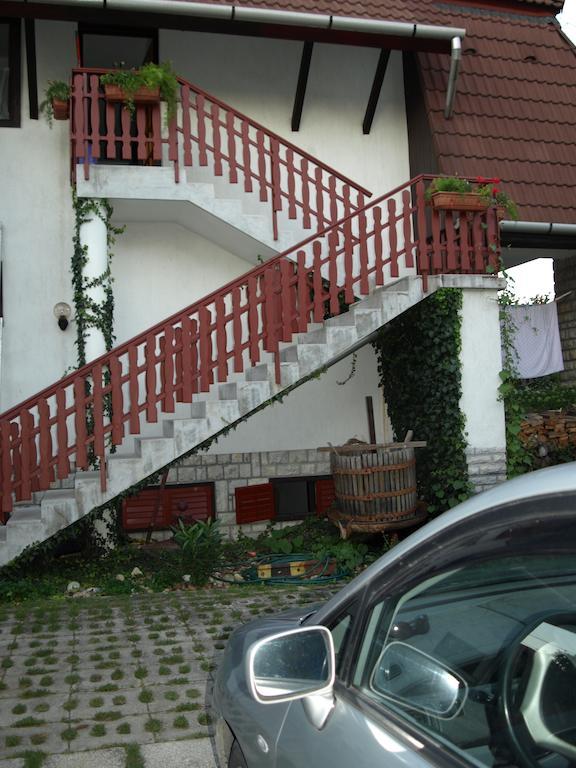 Fuevesi Vendeghaz Hotel Balatonfüred Buitenkant foto