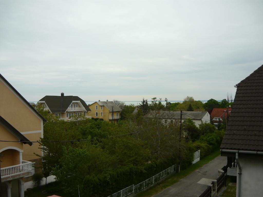 Fuevesi Vendeghaz Hotel Balatonfüred Buitenkant foto