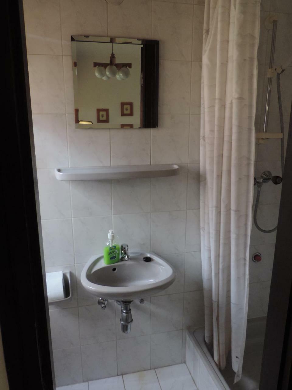 Fuevesi Vendeghaz Hotel Balatonfüred Buitenkant foto